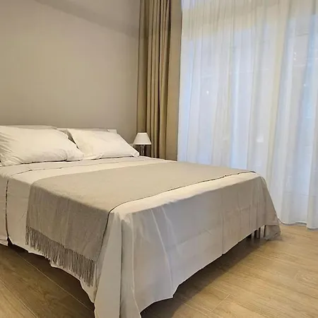 Urban De Angeli, 7 Daire Milano